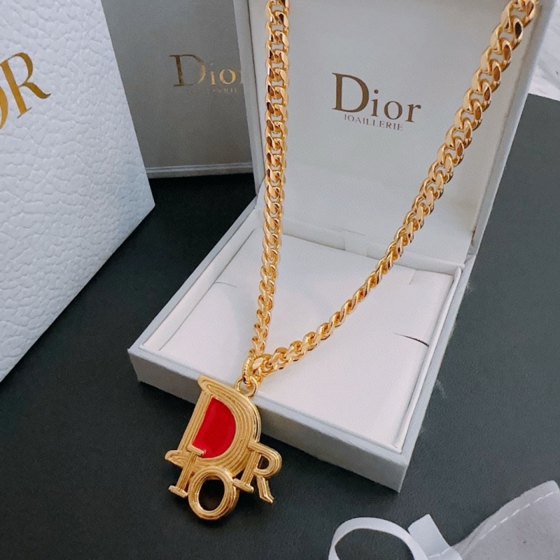 chr1st1an D10r necklaces